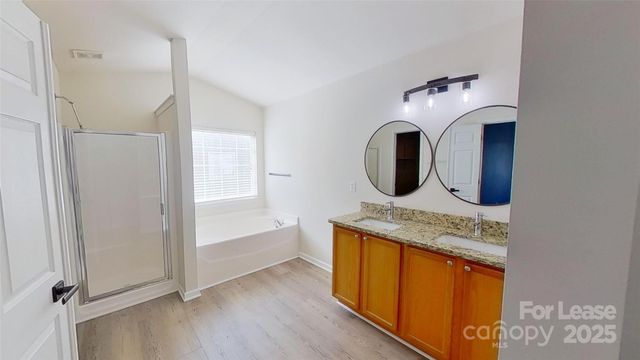 4813 Stowe Derby Drive, Charlotte, NC 28278