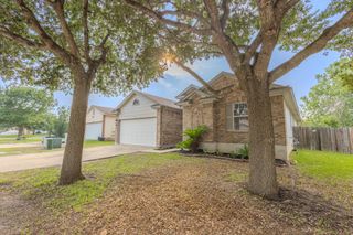 208 Discovery, Kyle, TX 78640