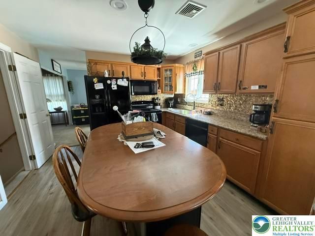 2170 Black Forest Drive, North Whitehall Twp, PA 18037