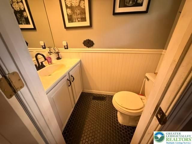 2170 Black Forest Drive, North Whitehall Twp, PA 18037