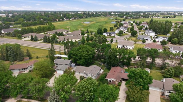 3022 14th Avenue S, Moorhead, MN 56560