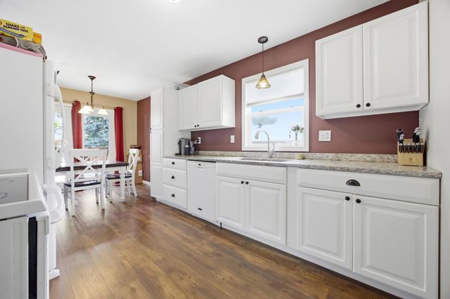 3022 14th Avenue S, Moorhead, MN 56560