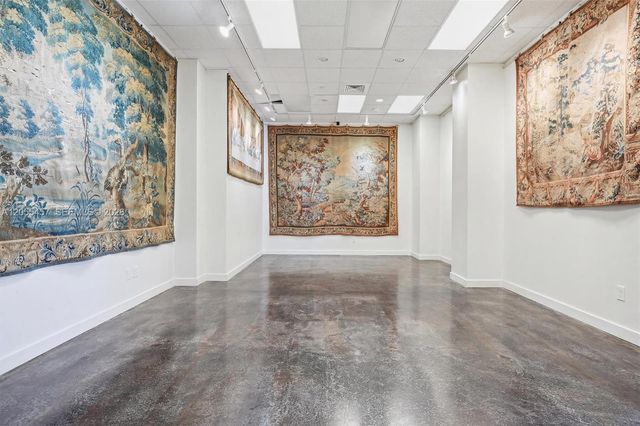 8390 SW 72nd Avenue 143, Miami, FL 33143
