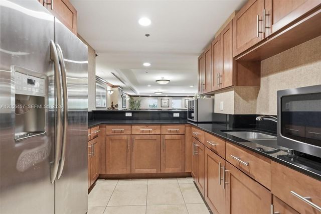 8390 SW 72nd Avenue 143, Miami, FL 33143