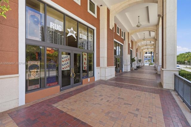 8390 SW 72nd Avenue 143, Miami, FL 33143