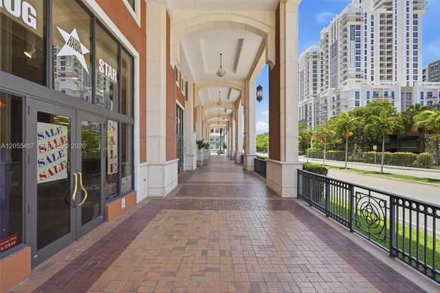 8390 SW 72nd Avenue 143, Miami, FL 33143
