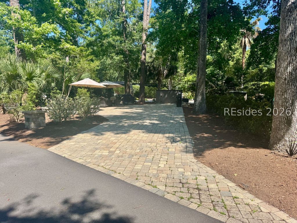 133 Arrow Road 73, Hilton Head Island, SC 29928