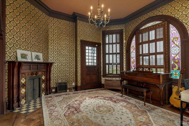 705 Georgia St, Vallejo, CA 94590