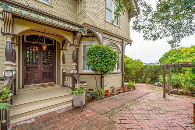 705 Georgia St, Vallejo, CA 94590