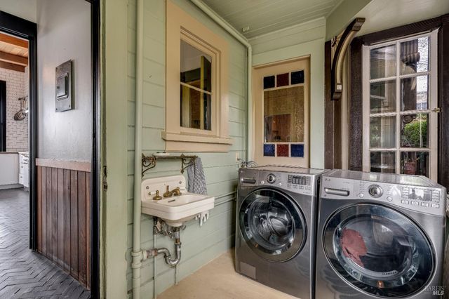 705 Georgia St, Vallejo, CA 94590