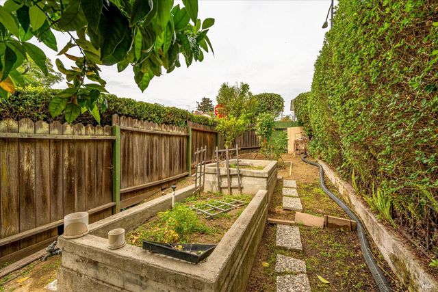 705 Georgia St, Vallejo, CA 94590