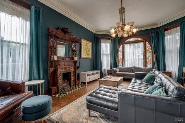 705 Georgia St, Vallejo, CA 94590