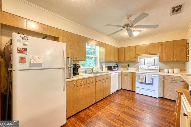 5127 Mineral Springs Road, Young Harris, GA 30582