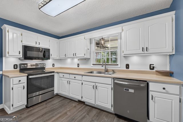 701 Ward Road, Williamson, GA 30292