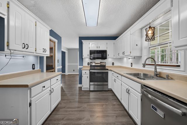 701 Ward Road, Williamson, GA 30292
