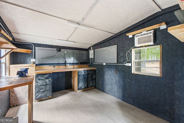 701 Ward Road, Williamson, GA 30292