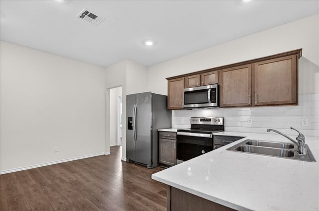 3113 Prairie Hill Grove, Crandall, TX 75114