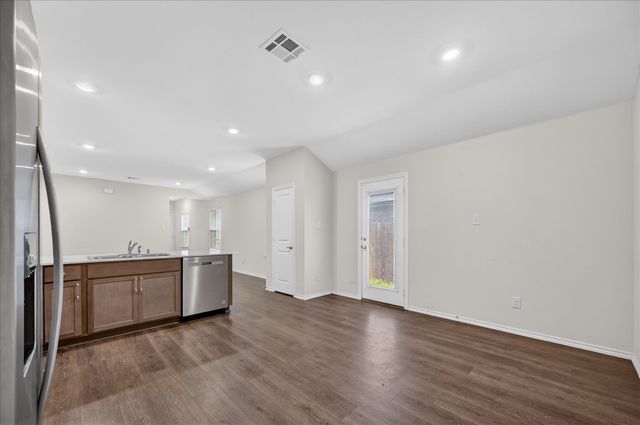 3113 Prairie Hill Grove, Crandall, TX 75114