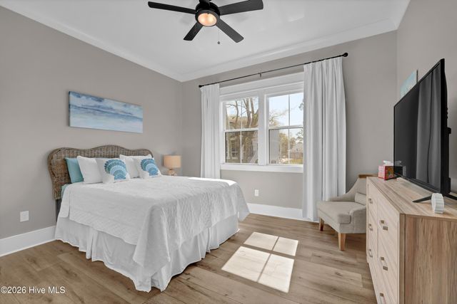 823 Chadwick Shores Drive, Sneads Ferry, NC 28460