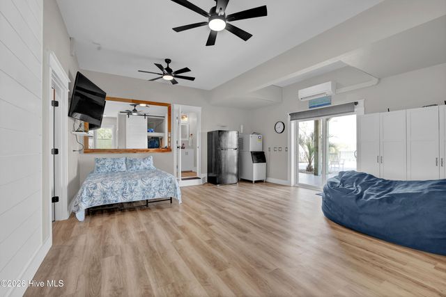 823 Chadwick Shores Drive, Sneads Ferry, NC 28460