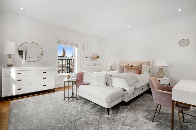 89 Beacon Street PH, Boston, MA 02108