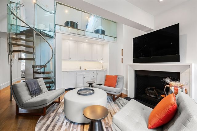 89 Beacon Street PH, Boston, MA 02108