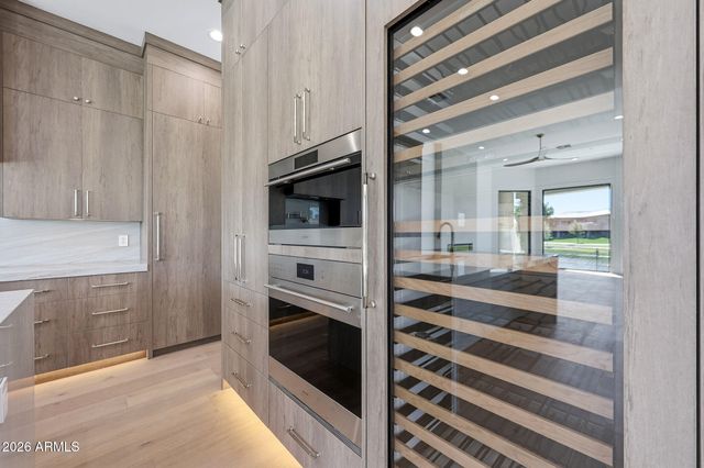 8429 E DEL CAMINO Drive, Scottsdale, AZ 85258