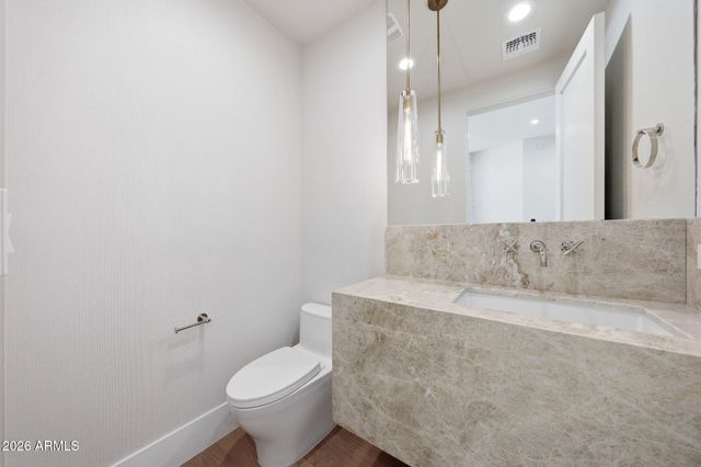 8429 E DEL CAMINO Drive, Scottsdale, AZ 85258