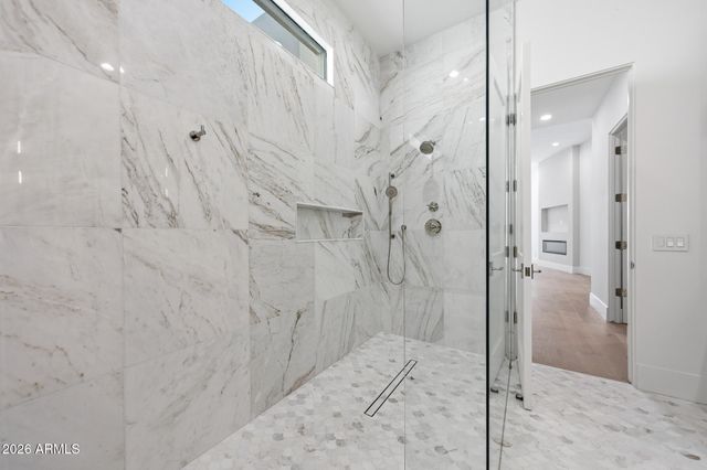 8429 E DEL CAMINO Drive, Scottsdale, AZ 85258