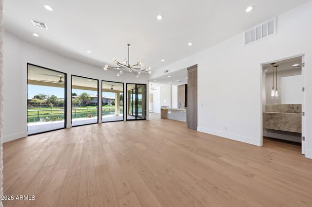 8429 E DEL CAMINO Drive, Scottsdale, AZ 85258