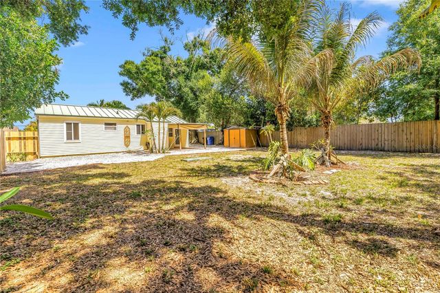 5032 19TH STREET N, St Petersburg, FL 33714