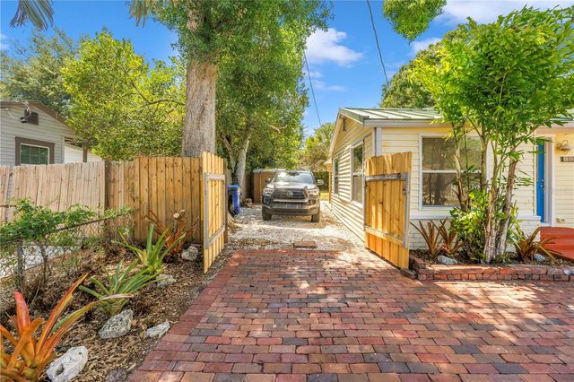 5032 19TH STREET N, St Petersburg, FL 33714