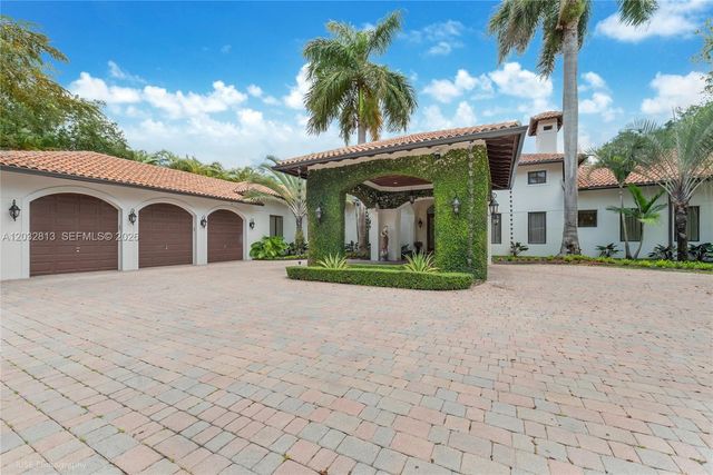 7405 SW 104th Street, Pinecrest, FL 33156