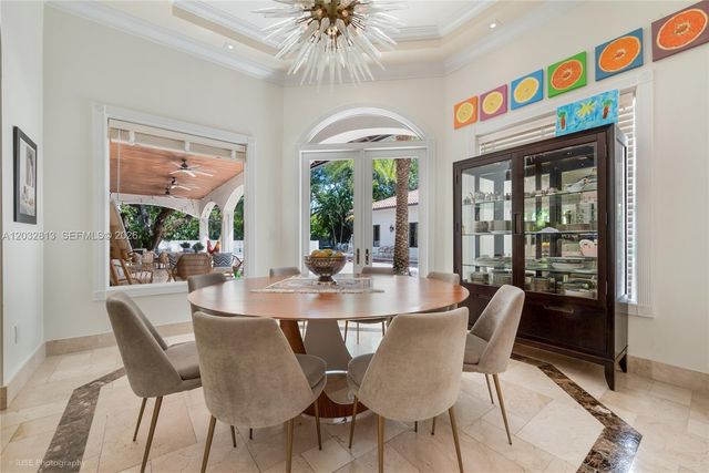 7405 SW 104th Street, Pinecrest, FL 33156