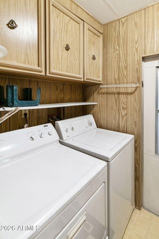 9046 E COUNTRY CLUB Drive, Sun Lakes, AZ 85248