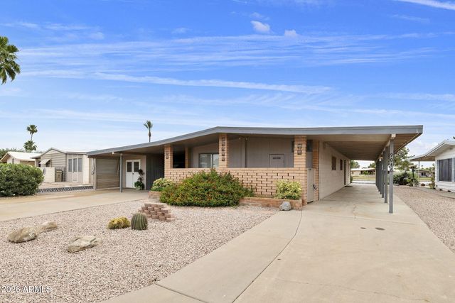 9046 E COUNTRY CLUB Drive, Sun Lakes, AZ 85248