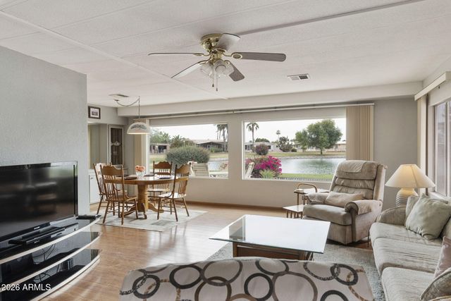 9046 E COUNTRY CLUB Drive, Sun Lakes, AZ 85248