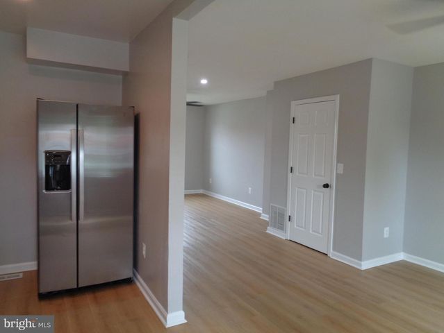 2965 YORKWAY, Dundalk, MD 21222