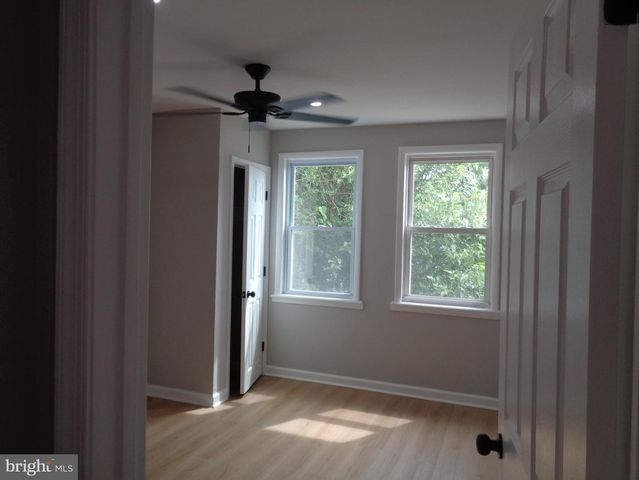 2965 YORKWAY, Dundalk, MD 21222