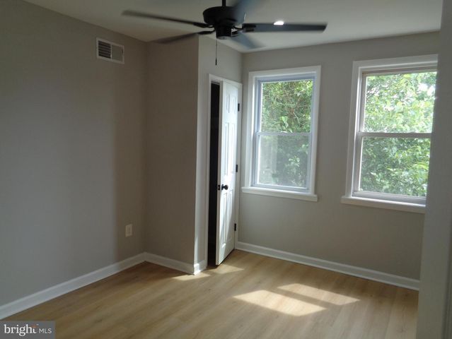 2965 YORKWAY, Dundalk, MD 21222