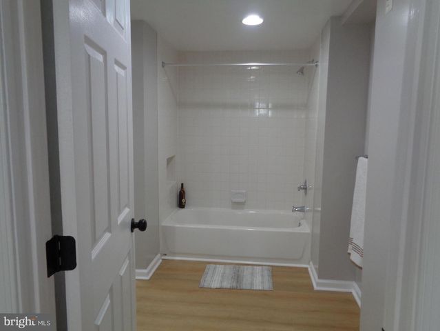 2965 YORKWAY, Dundalk, MD 21222