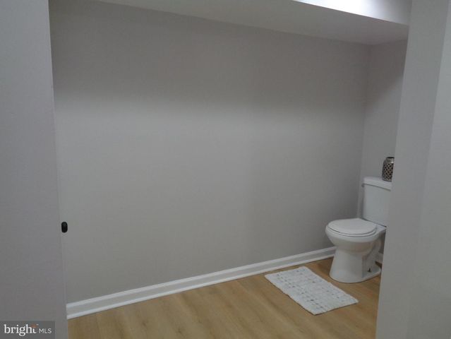 2965 YORKWAY, Dundalk, MD 21222