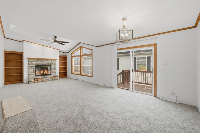 157 Sparrow Drive, Lynwood, IL 60411