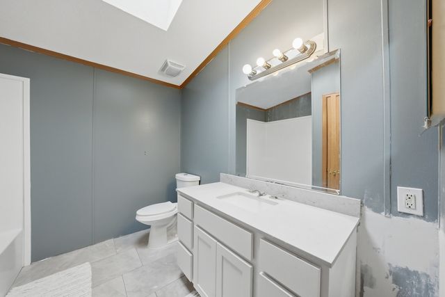 157 Sparrow Drive, Lynwood, IL 60411