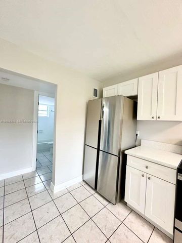 2651 NW 13th St 41, Miami, FL 33125