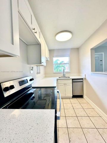 2651 NW 13th St 41, Miami, FL 33125