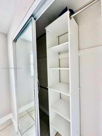 2651 NW 13th St 41, Miami, FL 33125