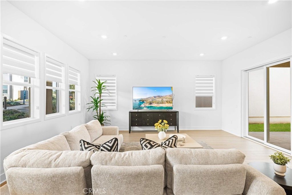 505 Durant, Irvine, CA 92618 — photo 4