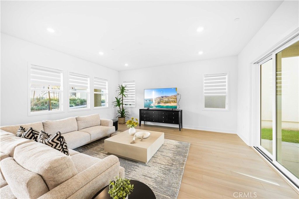 505 Durant, Irvine, CA 92618 — photo 5