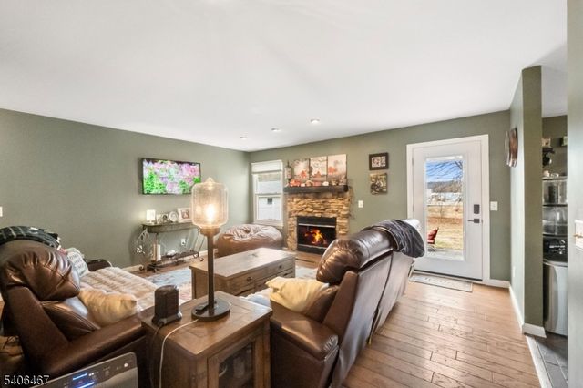 17 Frelinghuysen St, Belvidere Twp., NJ 07823